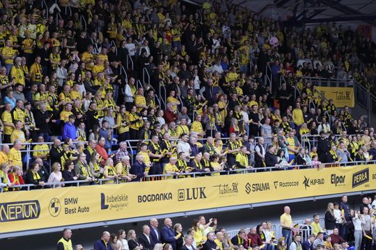 Święta nie święta na mecz Luk Bogdanki trzeba pójść. 