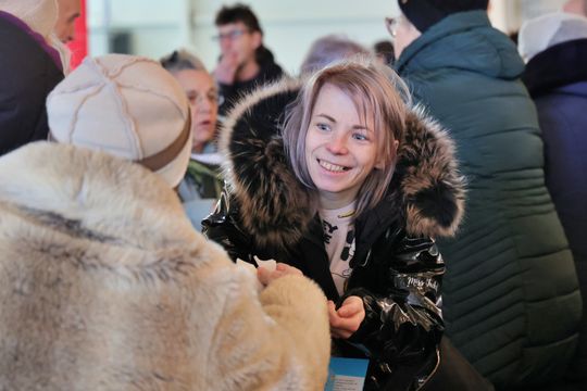 Wigilia dla ubogich i bezdomnych w hali Targów Lublin.