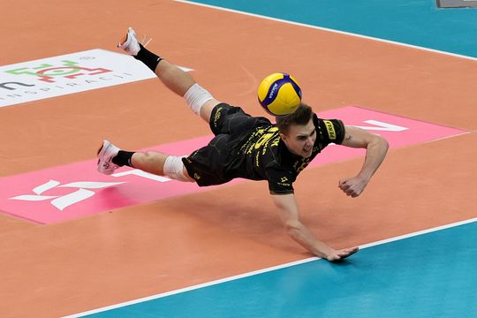 Trudny mecz dla Luk Bogdanki.