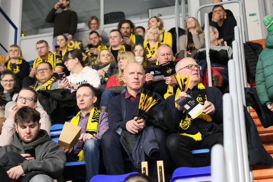 Zaskoczenie na trybunach. Porażka Luk Bogdanki. 