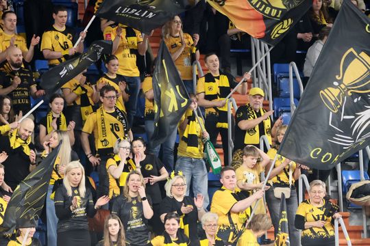 Zaskoczenie na trybunach. Porażka Luk Bogdanki. 