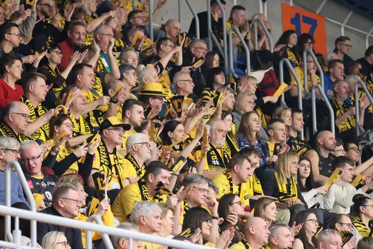 Zaskoczenie na trybunach. Porażka Luk Bogdanki. 