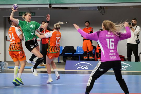  PGE MKS El-Volt Lublin pokonuje Zagłębie Lublin.