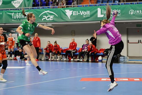  PGE MKS El-Volt Lublin pokonuje Zagłębie Lublin.