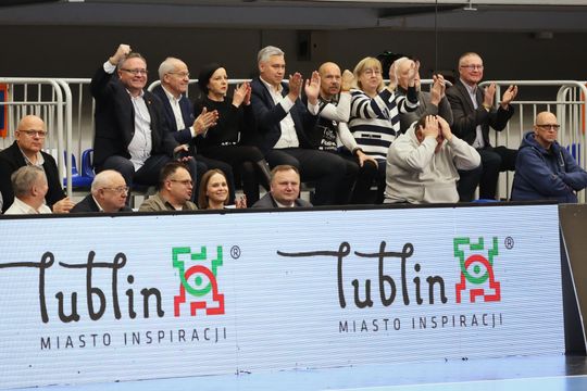  PGE MKS El-Volt Lublin pokonuje Zagłębie Lublin.