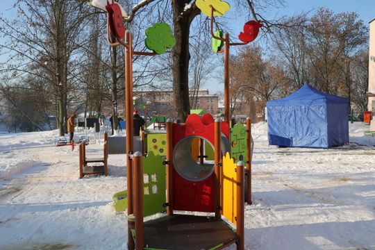 Otwarcie placu zabaw przy Wolskiej.