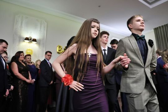 Bal 8  klas Szkoły Podstawowej nr 43 im. Ignacego Jana Paderewskiego.