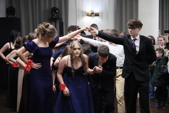 Bal 8  klas Szkoły Podstawowej nr 43 im. Ignacego Jana Paderewskiego.