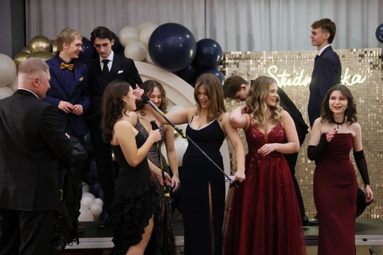 Studniówka III Liceum Ogólnokształcącego imienia Unii Lubelskiej w Hotelu Focus Premium.