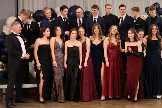 Studniówka III Liceum Ogólnokształcącego imienia Unii Lubelskiej w Hotelu Focus Premium.