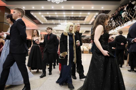 Bal Studniówkowy Zespołu Szkół Elektronicznych w Atelii. 