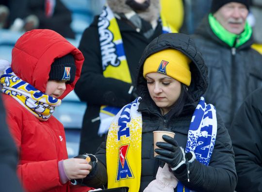 To był mecz dla wytrwałych. Motor w arktycznych warunkach pokonuje przyjezdnych ze Szczecina. Zobacz zdjęcia kibiców.