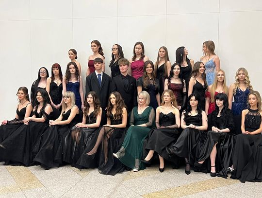 Studniówka maturzystów z II LO w Lubartowie