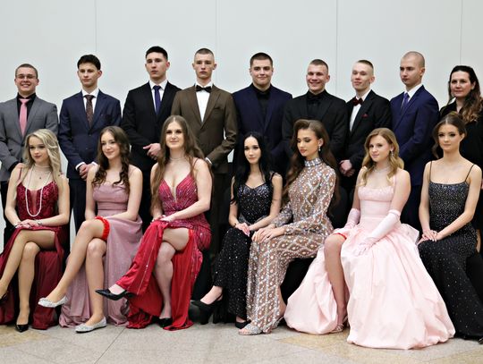 Studniówka Liceum Ogólnokształcącego Lubelskiej Akademii WSEI w Atelii.