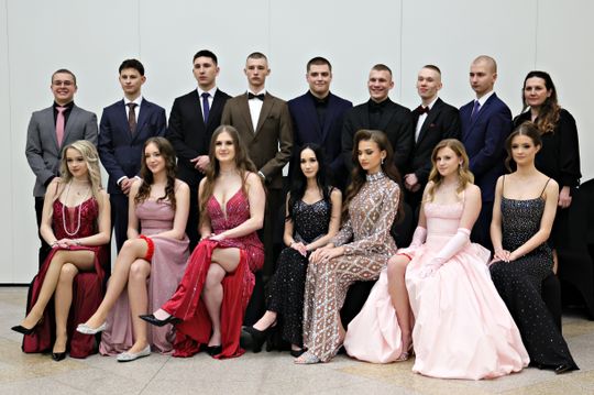 Studniówka Liceum Ogólnokształcącego Lubelskiej Akademii WSEI w Atelii.