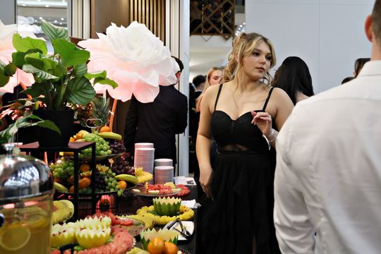 Studniówka Liceum Ogólnokształcącego Lubelskiej Akademii WSEI w Atelii.