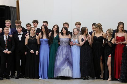 Studniówka Liceum Ogólnokształcącego Lubelskiej Akademii WSEI w Atelii.