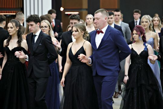 Studniówka Liceum Ogólnokształcącego Lubelskiej Akademii WSEI w Atelii.