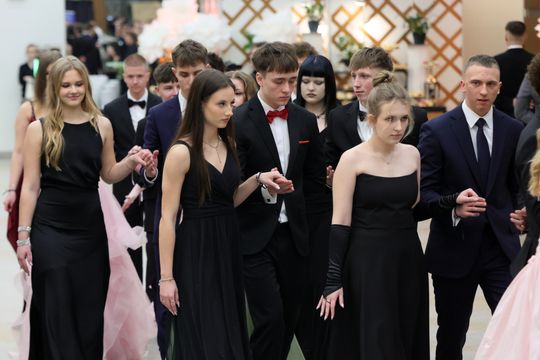 Studniówka Liceum Ogólnokształcącego Lubelskiej Akademii WSEI w Atelii.