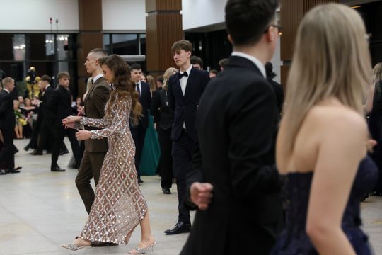 Studniówka Liceum Ogólnokształcącego Lubelskiej Akademii WSEI w Atelii.