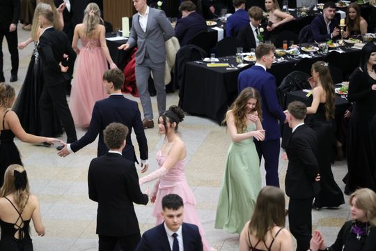 Studniówka Liceum Ogólnokształcącego Lubelskiej Akademii WSEI w Atelii.