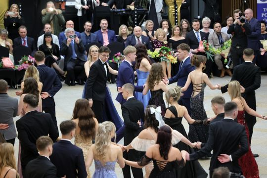 Studniówka Liceum Ogólnokształcącego Lubelskiej Akademii WSEI w Atelii.