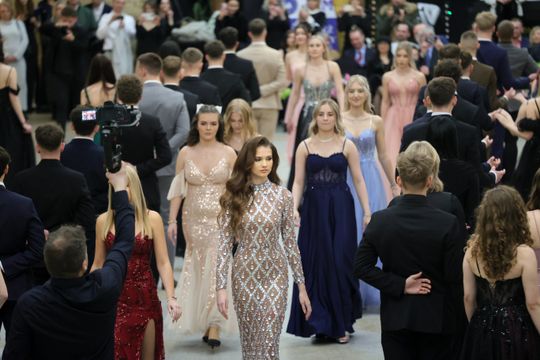 Studniówka Liceum Ogólnokształcącego Lubelskiej Akademii WSEI w Atelii.