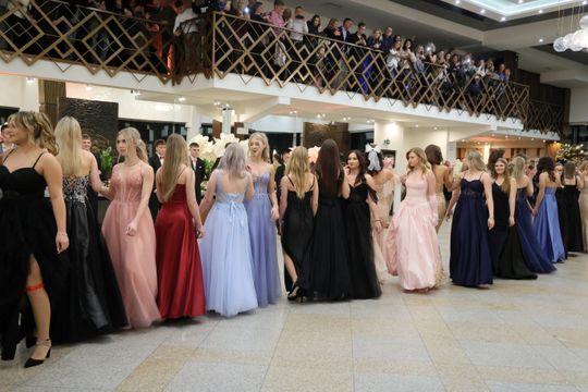 Studniówka Liceum Ogólnokształcącego Lubelskiej Akademii WSEI w Atelii.