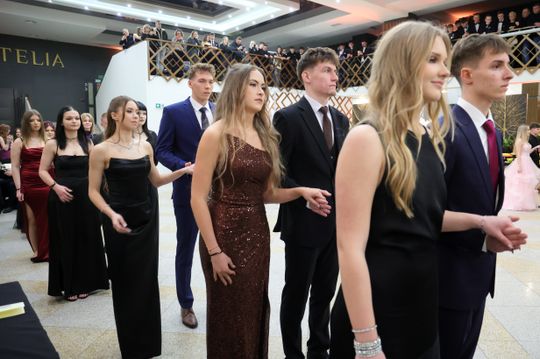 Studniówka Liceum Ogólnokształcącego Lubelskiej Akademii WSEI w Atelii.