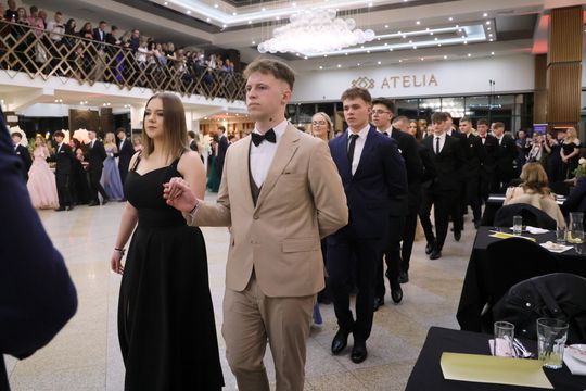 Studniówka Liceum Ogólnokształcącego Lubelskiej Akademii WSEI w Atelii.