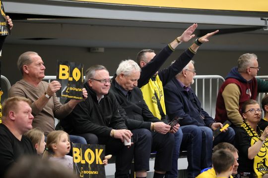 Tak bawili się kibice na meczu siatkarzy. Wsparcie trybun nie pomogło Luk Bogdanka znowu przegrała.