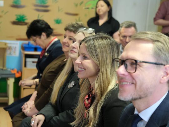Wiceminister Aleksandra Gajewska i poseł Michał Krawczyk odwiedzili lubelski Żłobek nr 2 przy ul. Okrzei.