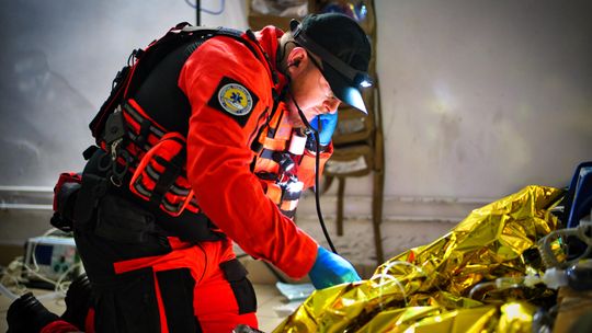 Ćwiczenia ratowników - "Piwnica"