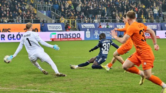 Motor Lublin - Zagłębie Lubin, lider pokonany