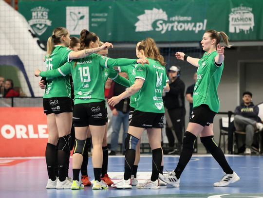 PGE MKS El-Volt przegrały z KGHM Zagłębie Lubin 25:28. PGE MKS El-Volt przegrały z KGHM Zagłębie Lubin 25:28.