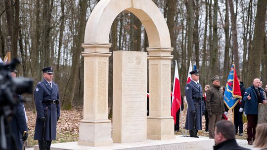 Kopanina pamięta. Uroczystości ku czci ofiar egzekucji z 1942 roku