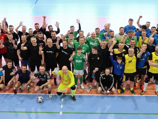 Charytatywny turniej piłkarski dla Adasia odbył się w hali szkoły podstawowej w Żabiej Woli.