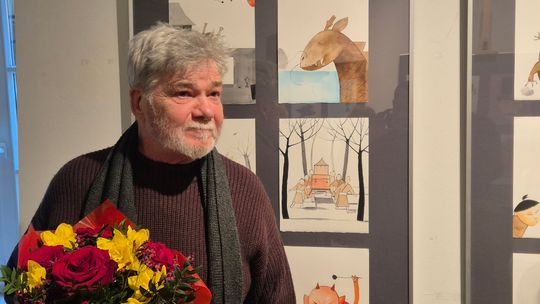 Wernisaż wystawy ilustracji Piotra Fąfrowicza Wernisaż wystawy ilustracji Piotra Fąfrowicza