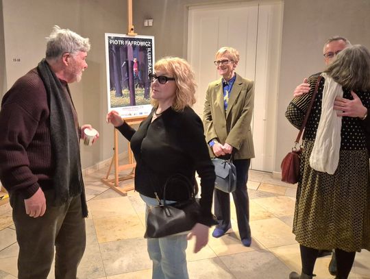 Wernisaż wystawy ilustracji Piotra Fąfrowicza