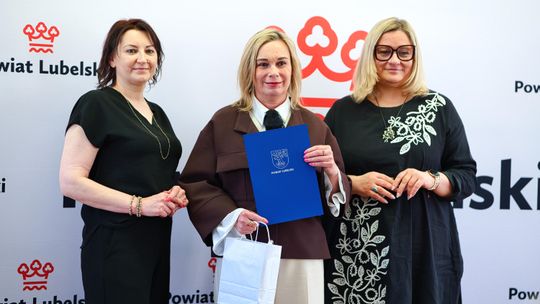 Wręczenie nagród i stypendiów w Starostwie Powiatowym w Lublinie