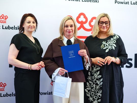 Wręczenie nagród i stypendiów w Starostwie Powiatowym w Lublinie