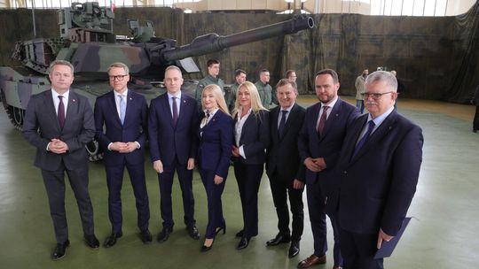 Centrum serwisowe czołgów Abrams powstanie w Dęblinie