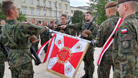 Uroczystości 10 - lecia powstania 2 Lubelskiej Brygady Wojsk Obrony Terytorialnej.