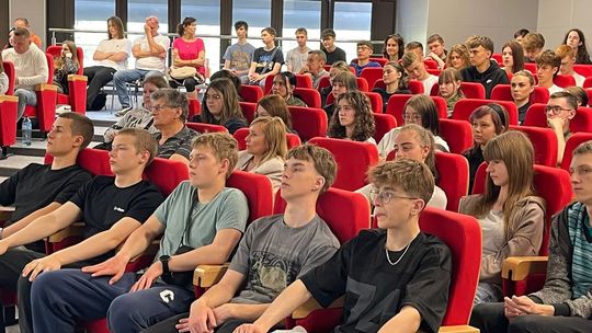 spotkanie z europosłem Patrykiem Jakim i posłem Sebastianem Kaletą