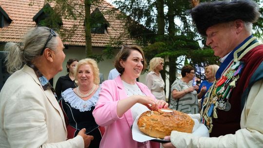 600 osób uczestniczyło w XVIII Ogólnopolskim Turnieju Kuchni Kresowej Dworu Anna w Jakubowicach Konińskich