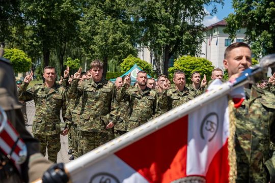 Ślubowanie nowo przyjętych funkcjonariuszy NOSG