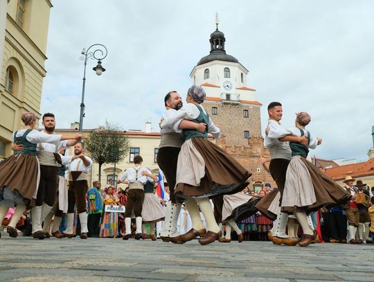 40 Międzynarodowe Spotkania Folklorystyczne - korowód inauguracyjny w Lublinie