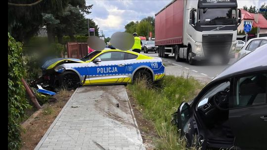 Rozbity Mustang Policja Radom