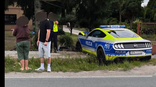Rozbity Mustang Policja Radom