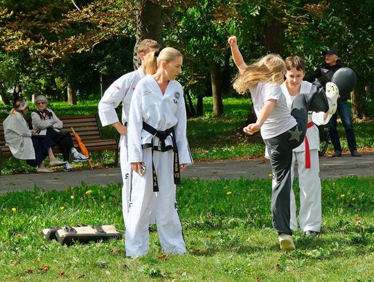 Piknik „Bezpieczny i sportowy powrót do szkoły” w Parku Ludowym